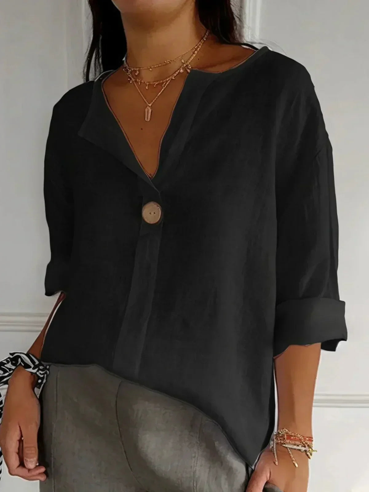 GENNY - Casual V-neck blouse