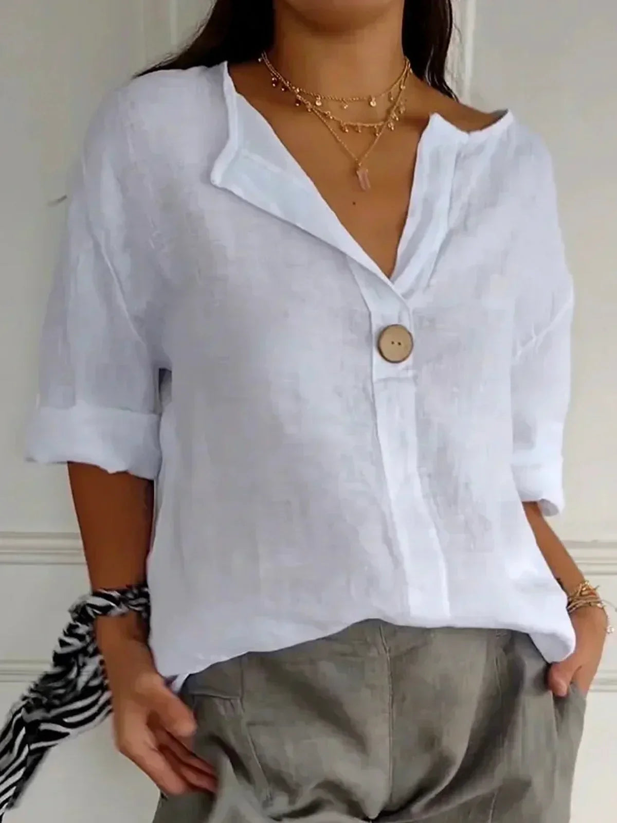 GENNY - Casual V-neck blouse